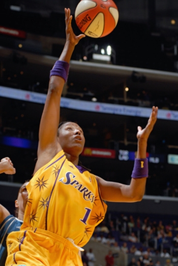 Chamique Holdsclaw photo