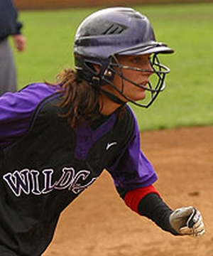 linfield softball photo