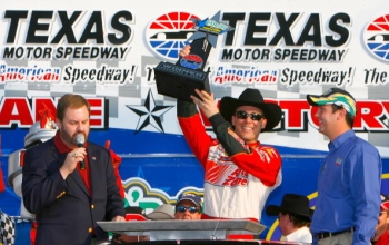 kevin harvick texas