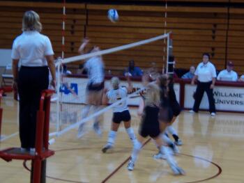 Willamette volleyball game 91506