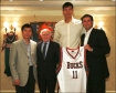 Bucks Yi Jianlian