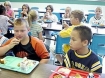 kids eating at school