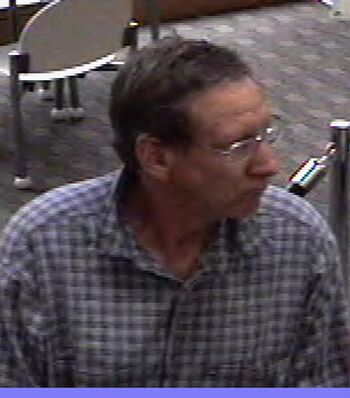 Photo of suspect in Albany credit union robbery