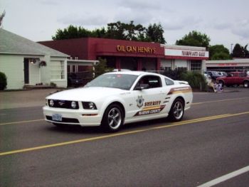 sheriff patrol car