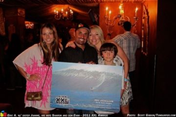 Eric Akiskalian and family