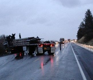 Fatal crash near Klamath Falls, Oregon 11-18-07