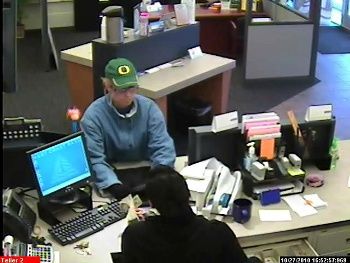 female suspect in West Coast Bank - Raleigh Hills Oregon robber