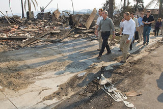 Governor Schwarzenegger and President Bush met with homeowners and toured a neighborhood destroyed by fires sweeping across the San Diego area