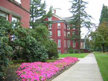 Willamette University scene